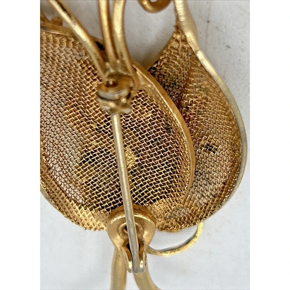 VTG Floral Bud Brooch Pin Gold Tone Mesh Double Leaves Art Nouveau MCM‎ 2 3/8